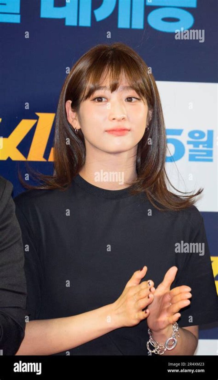 Bae Noo-ri Biography, Age, Height, Husband, Net Worth, Family