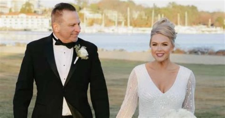Carolyn Reese Biography, Age, Height, Husband, Net Worth, Family