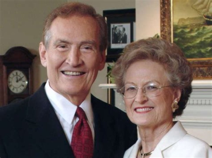 Joyce Jimenez Biography, Age, Height, Husband, Net Worth, Family