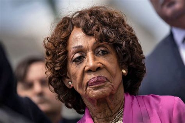 Maxine Waters Biography, Age, Height, Husband, Net Worth, Family