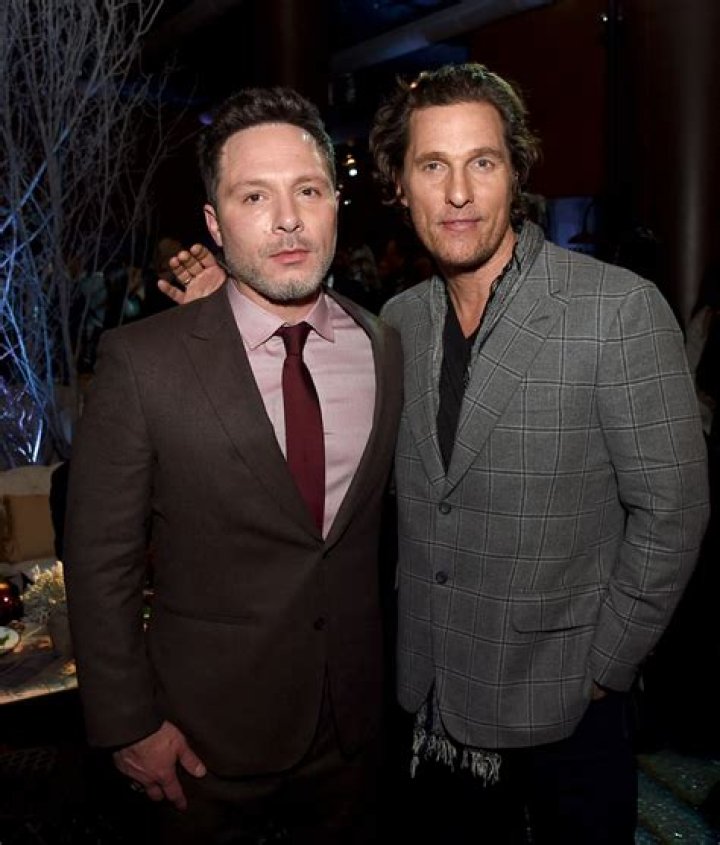 Nic Pizzolatto biografía, edad, altura, esposo, net worth, familia