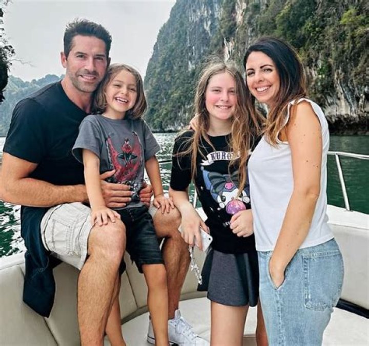 Scott Adkins Biography, Age, Height, Wife, Net Worth, Family